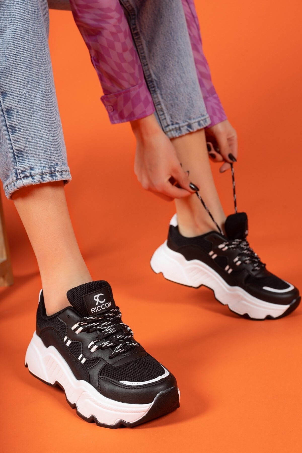 Black and White Anorak Women's Sneaker 0012142