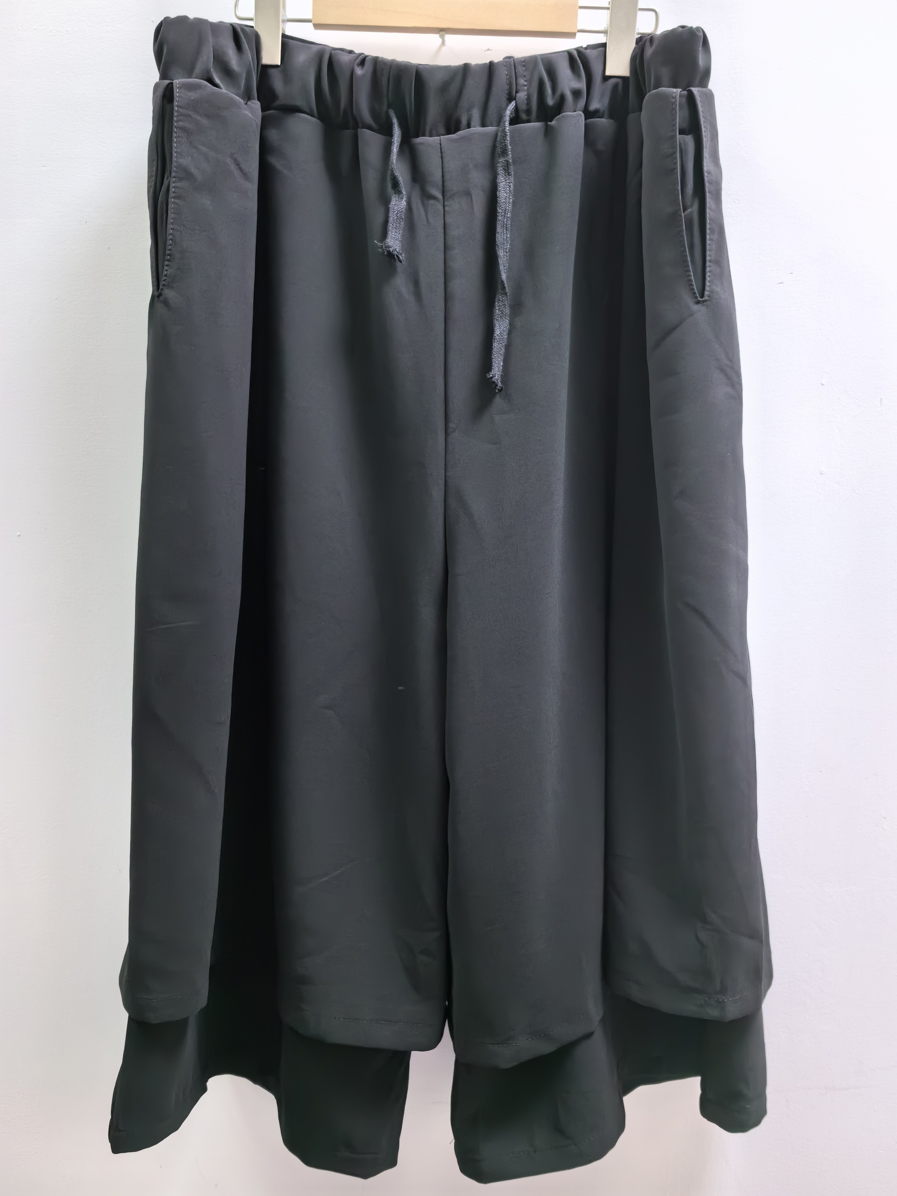 Unique Korean version versatile casual loose seven-point skirt-pants, trendy men's wear